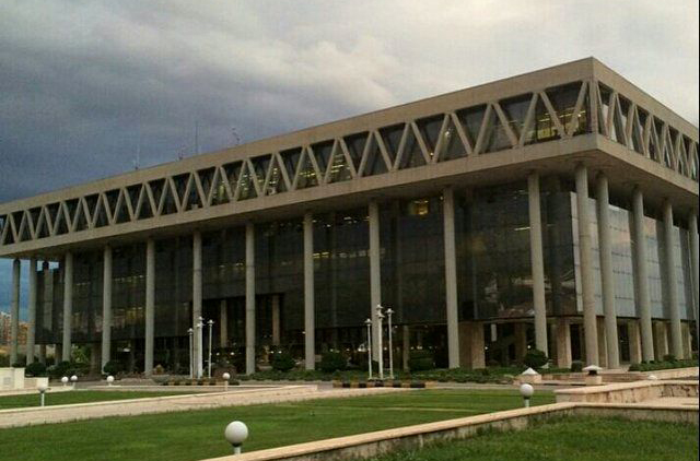 ریاست جدید نباید بگذارد از ارگان‌های بیرونی به صداوسیما فشار بیاورند